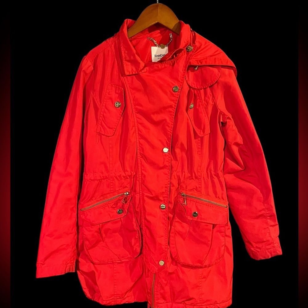 Bebe Spice Red Hooded Coat With Quilted‎ Liner & Gold Hardware Womens Small